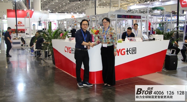 鋪布機(jī)定制,全自動(dòng)鋪布機(jī)定制,定制鋪布機(jī),鋪布機(jī)生產(chǎn)廠家,全自動(dòng)拉布機(jī)